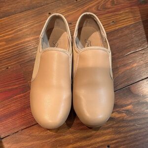 Theatricals Kids Slip On Tap Shoes